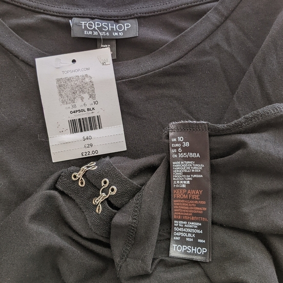 Topshop Tee Jersey Knit Short Sleeve Crew Hook & Eye Embellished Black S NWT - Picture 12 of 13